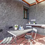 Dom wakacyjny 2 Bedroom Lovely In *