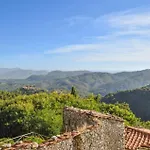 Dom wakacyjny 2 Bedroom Lovely In Gombitelli