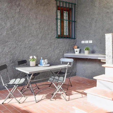 2 Bedroom Lovely In Gombitelli