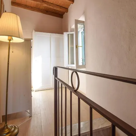 2 Bedroom Lovely In * Gombitelli