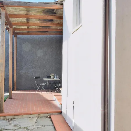 2 Bedroom Lovely In *